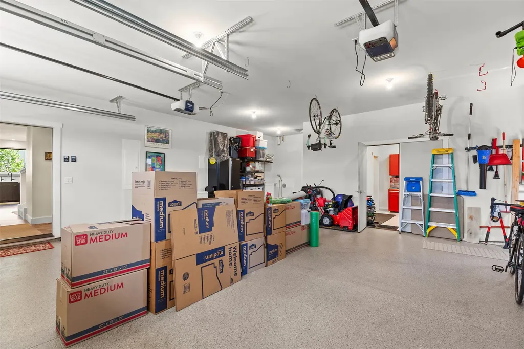 1832 Ryun Sun Way Bozeman MT 59718