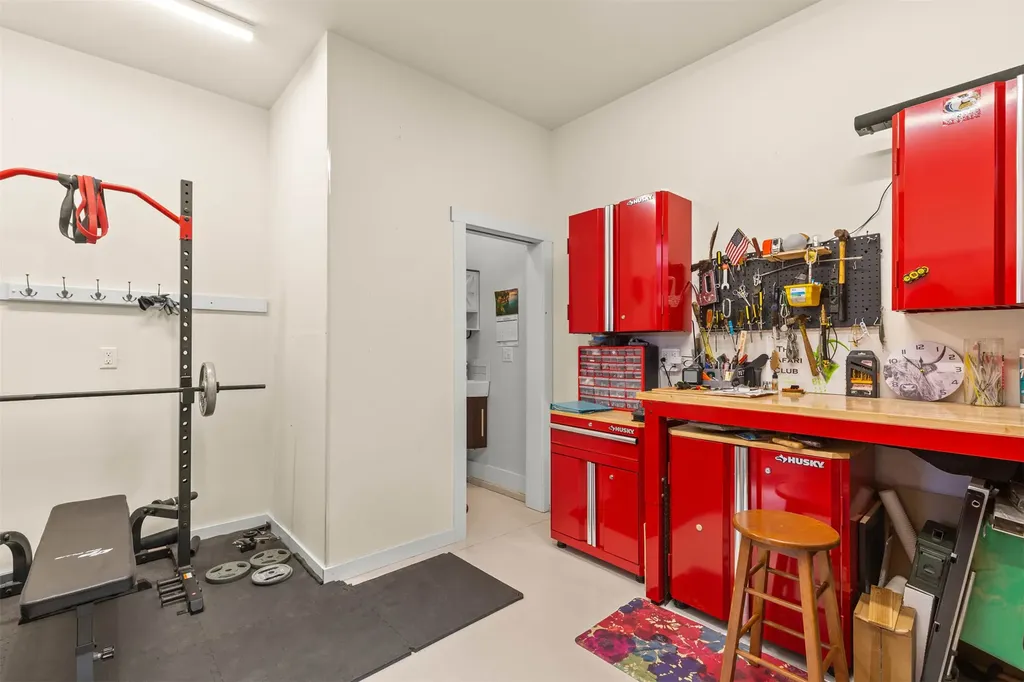 1832 Ryun Sun Way Bozeman MT 59718