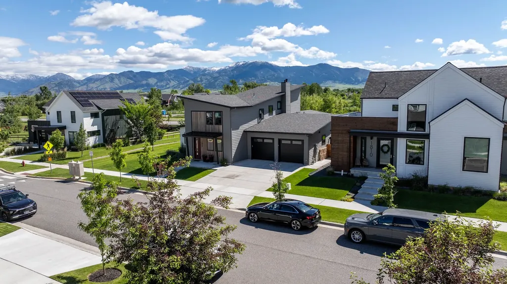 1832 Ryun Sun Way Bozeman MT 59718