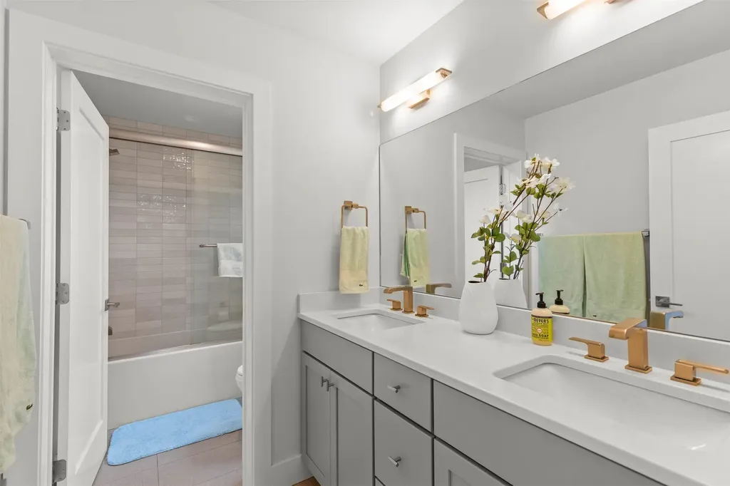 1832 Ryun Sun Way Bozeman MT 59718