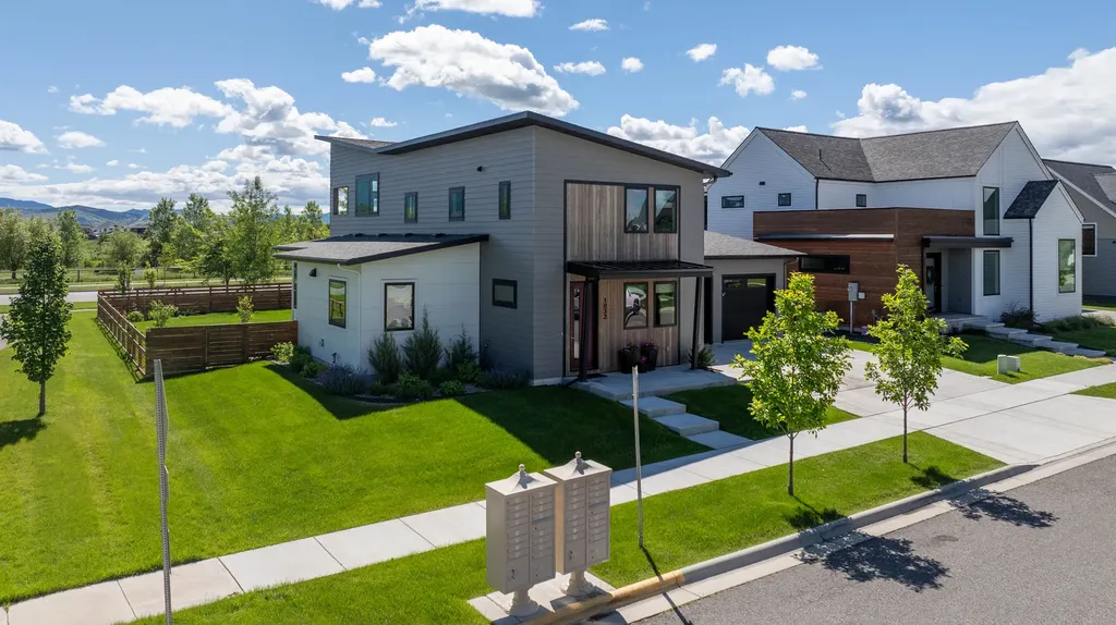 1832 Ryun Sun Way Bozeman MT 59718