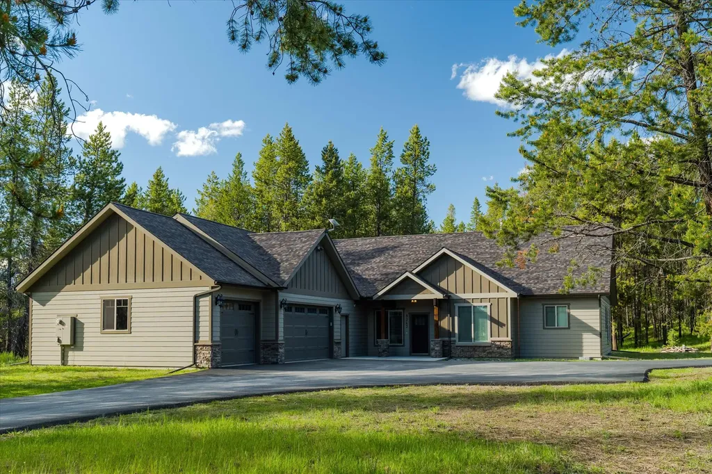 9343 Us Hwy 2 W Marion MT 59925