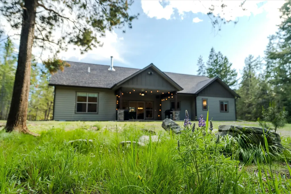 9343 Us Hwy 2 W Marion MT 59925