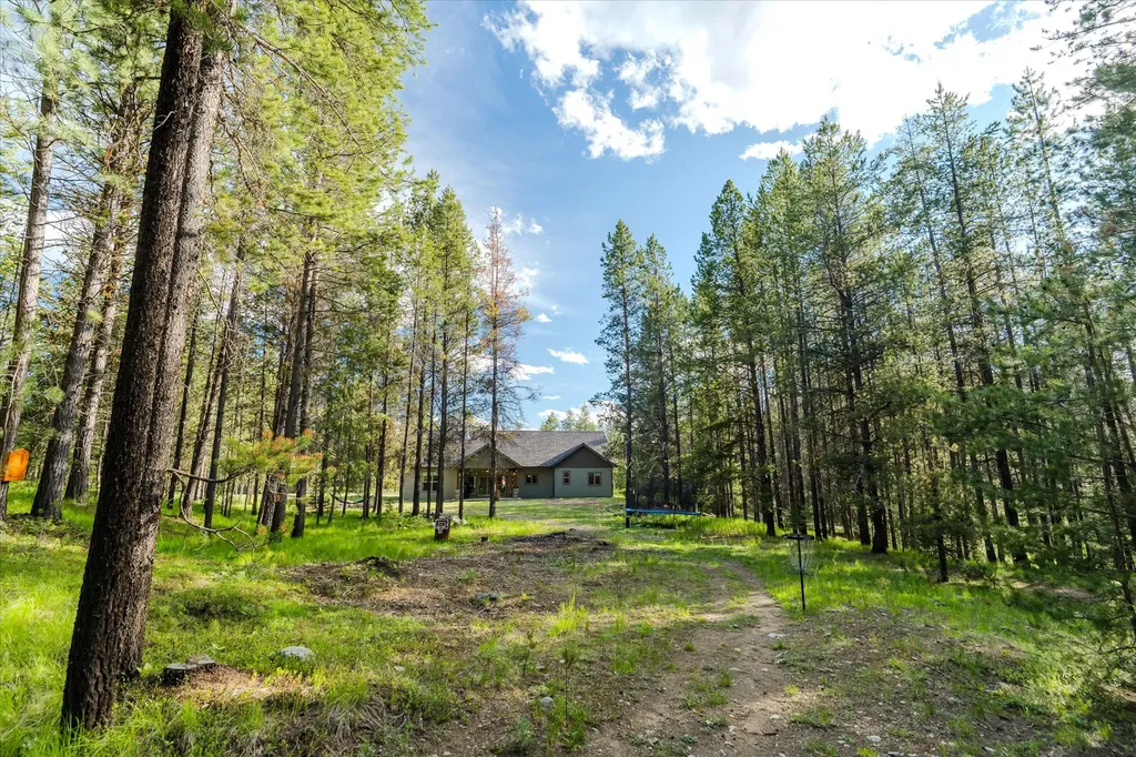 9343 Us Hwy 2 W Marion MT 59925