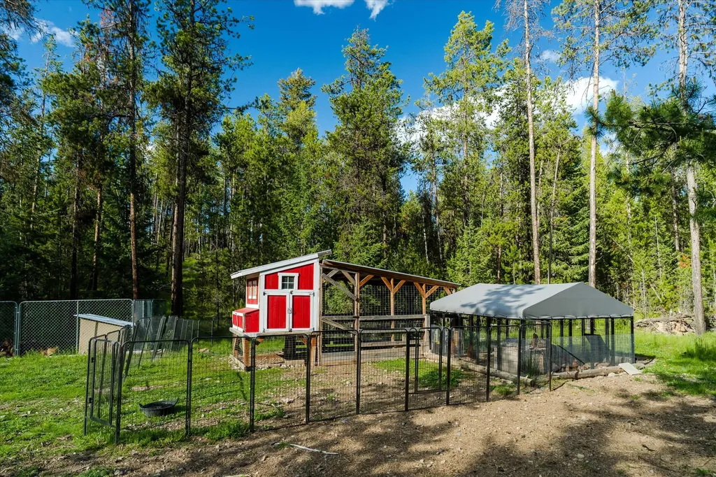 9343 Us Hwy 2 W Marion MT 59925