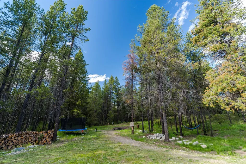 9343 Us Hwy 2 W Marion MT 59925