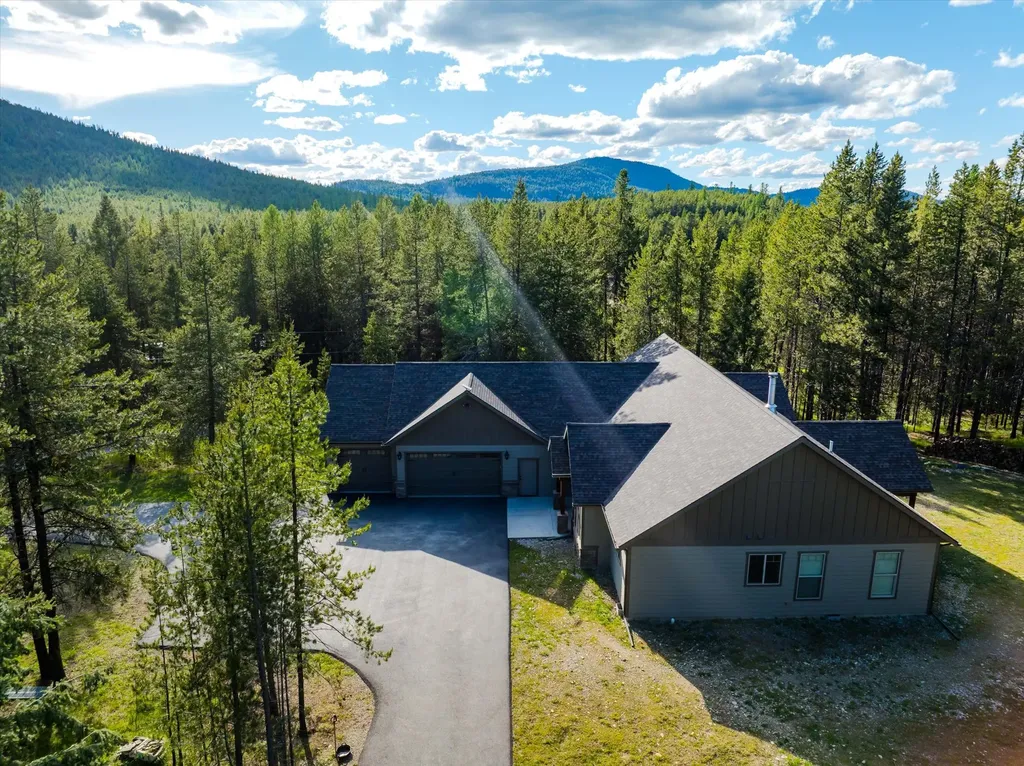 9343 Us Hwy 2 W Marion MT 59925