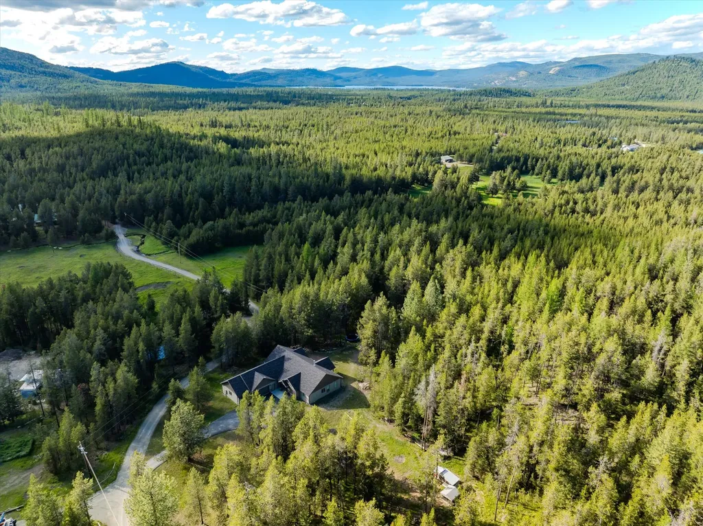 9343 Us Hwy 2 W Marion MT 59925