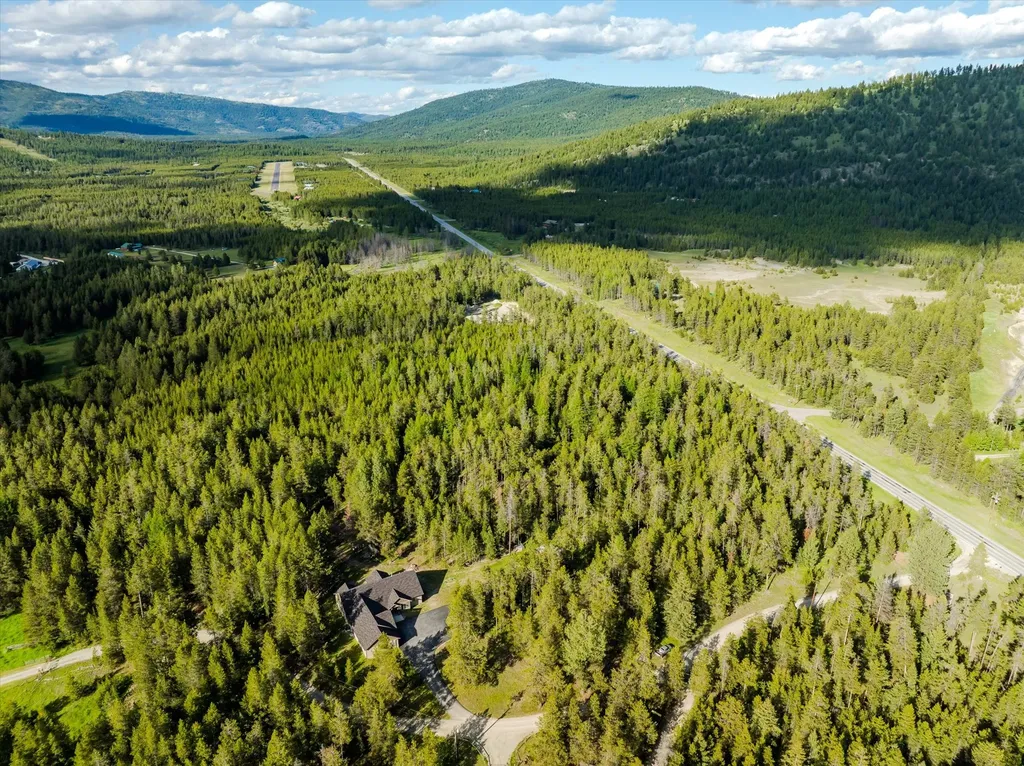 9343 Us Hwy 2 W Marion MT 59925