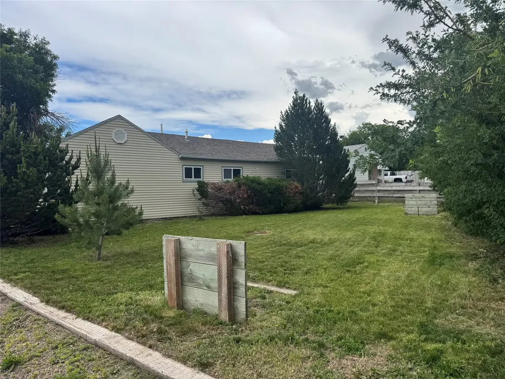 1525 7th Street S Great Falls MT 59405