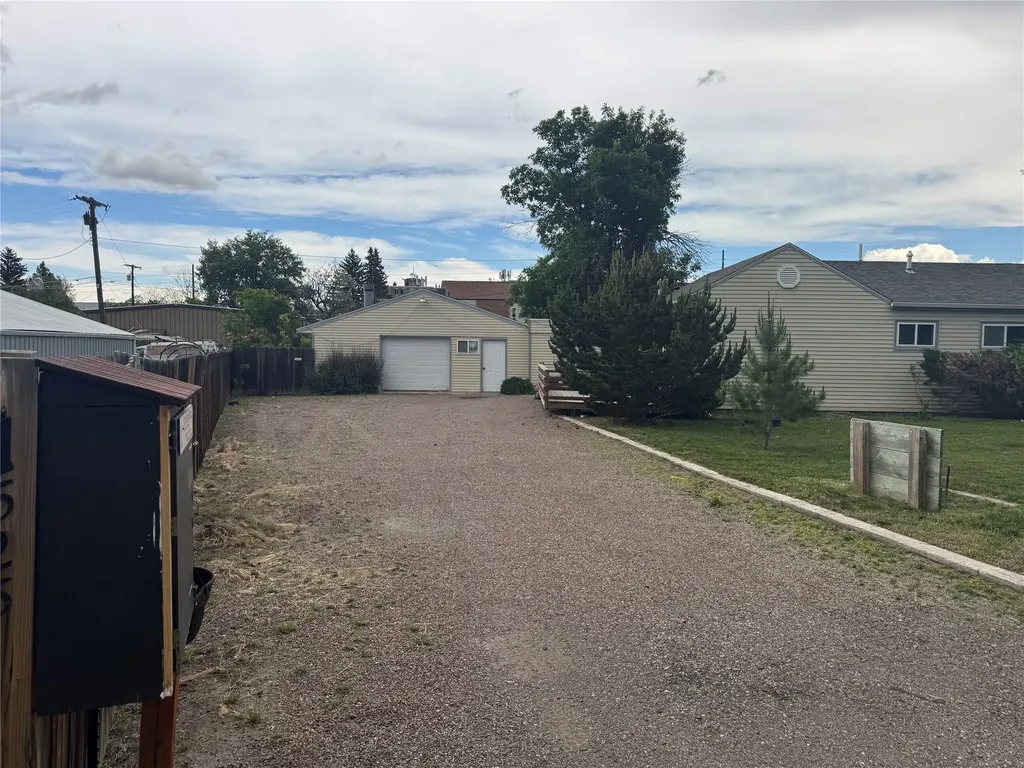 1525 7th Street S Great Falls MT 59405