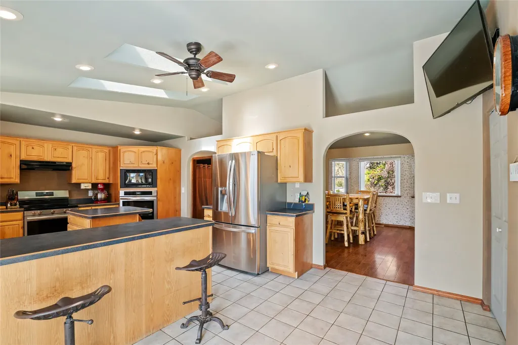 3 Stagecoach Road East Helena MT 59635