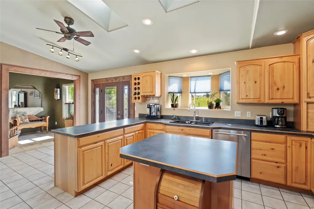3 Stagecoach Road East Helena MT 59635