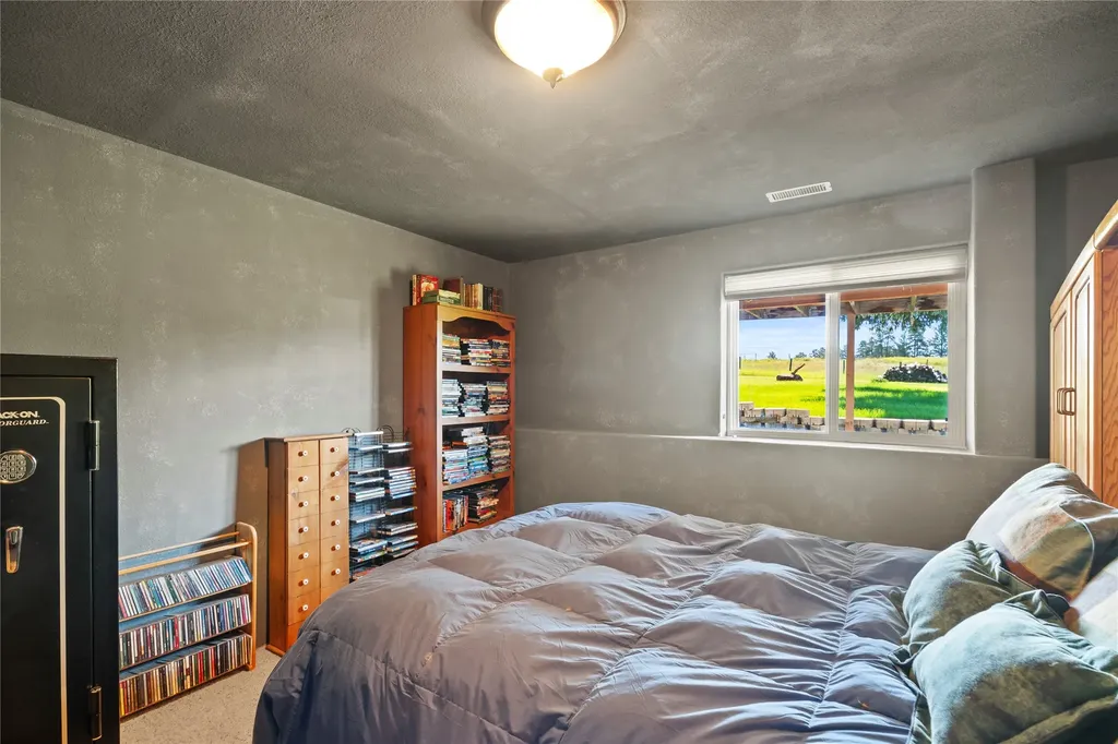 3 Stagecoach Road East Helena MT 59635
