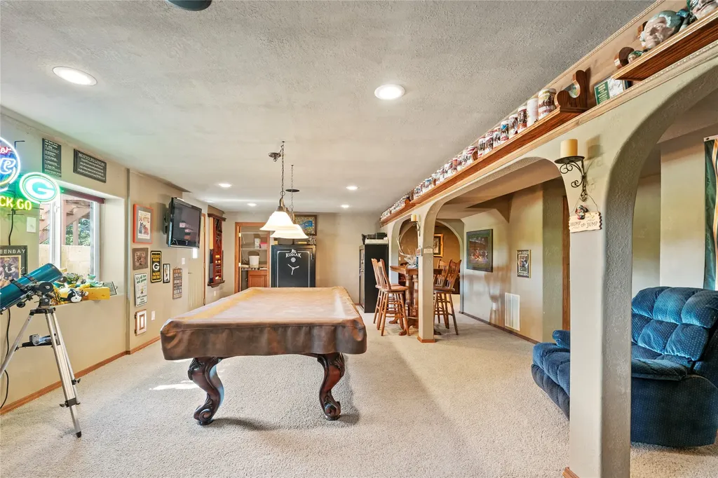 3 Stagecoach Road East Helena MT 59635