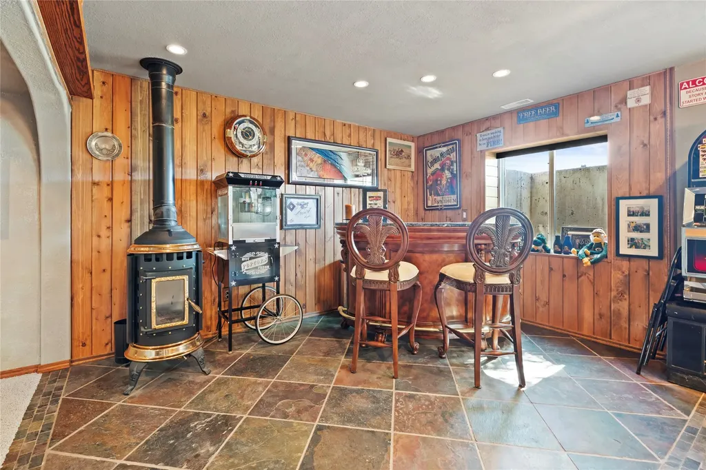 3 Stagecoach Road East Helena MT 59635