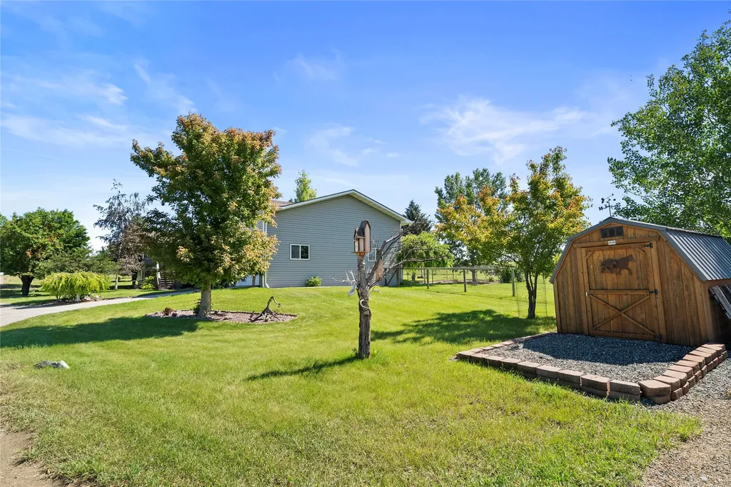 3 Stagecoach Road East Helena MT 59635