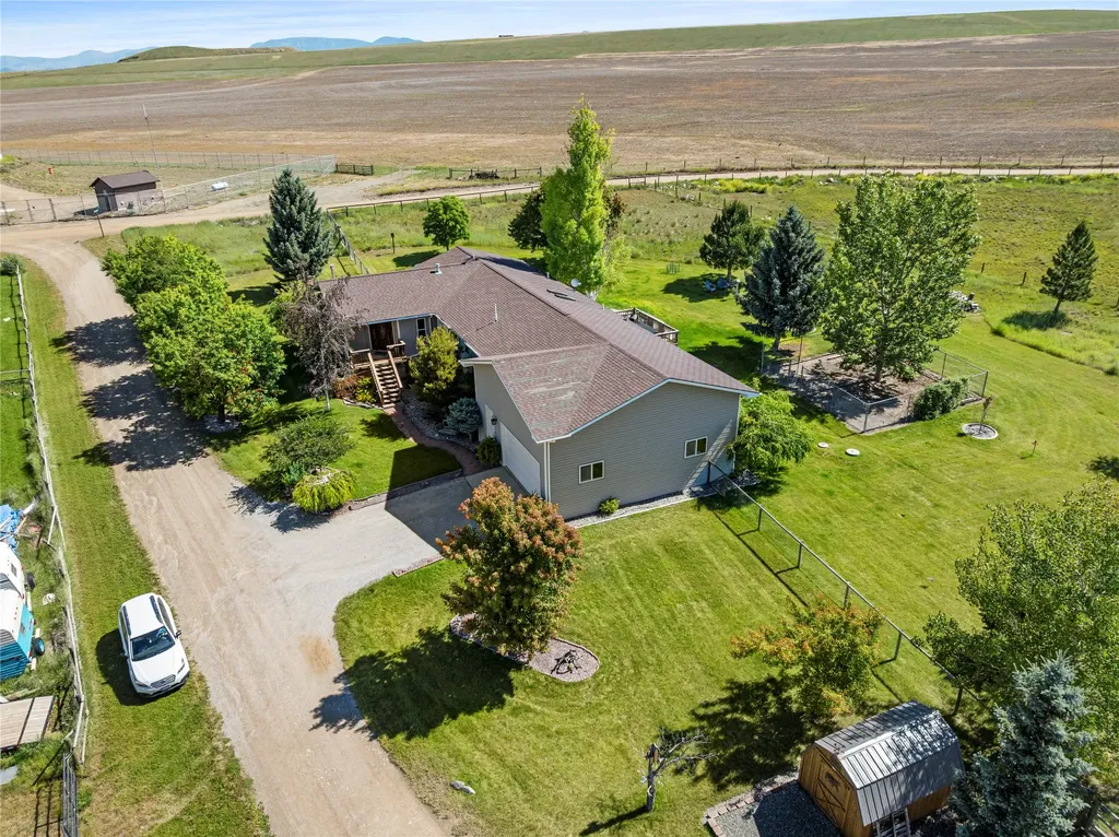 3 Stagecoach Road East Helena MT 59635