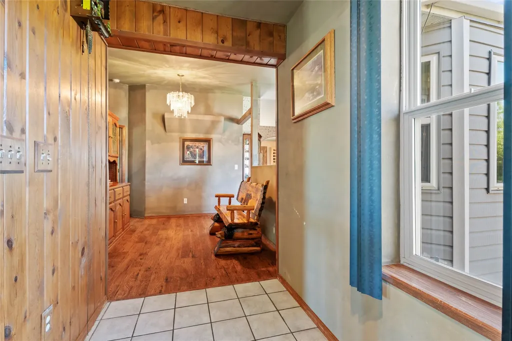 3 Stagecoach Road East Helena MT 59635