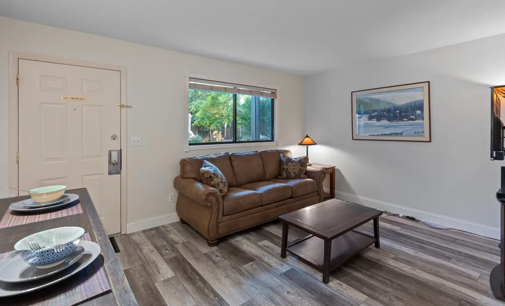 180 Vista Lane Bigfork MT 59911