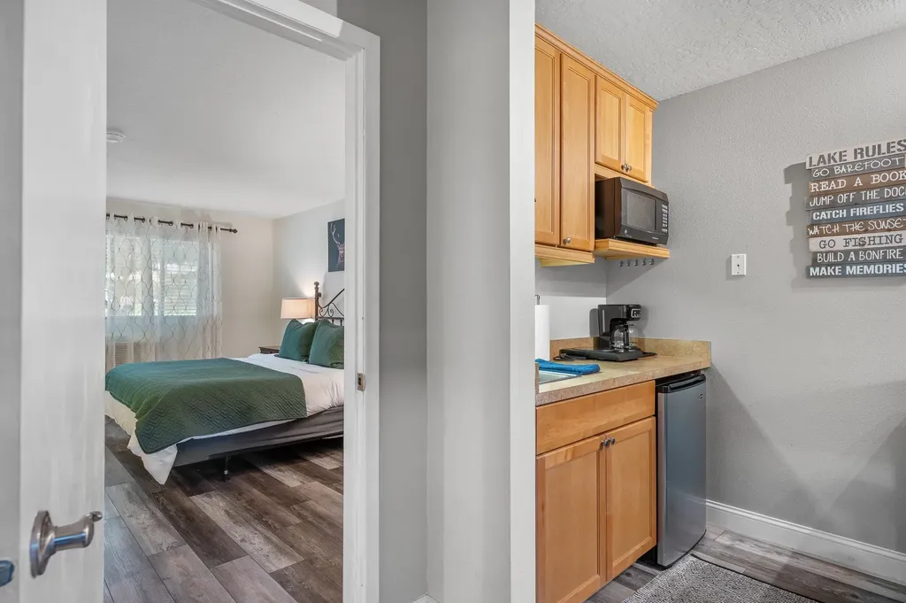 180 Vista Lane Bigfork MT 59911