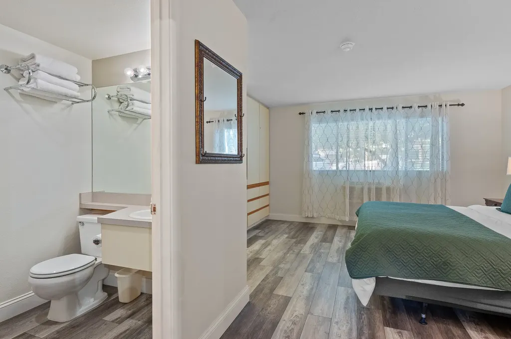 180 Vista Lane Bigfork MT 59911