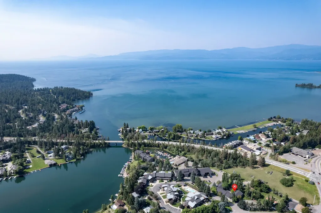 180 Vista Lane Bigfork MT 59911
