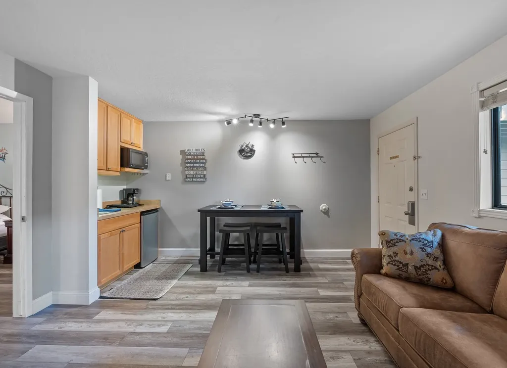 180 Vista Lane Bigfork MT 59911