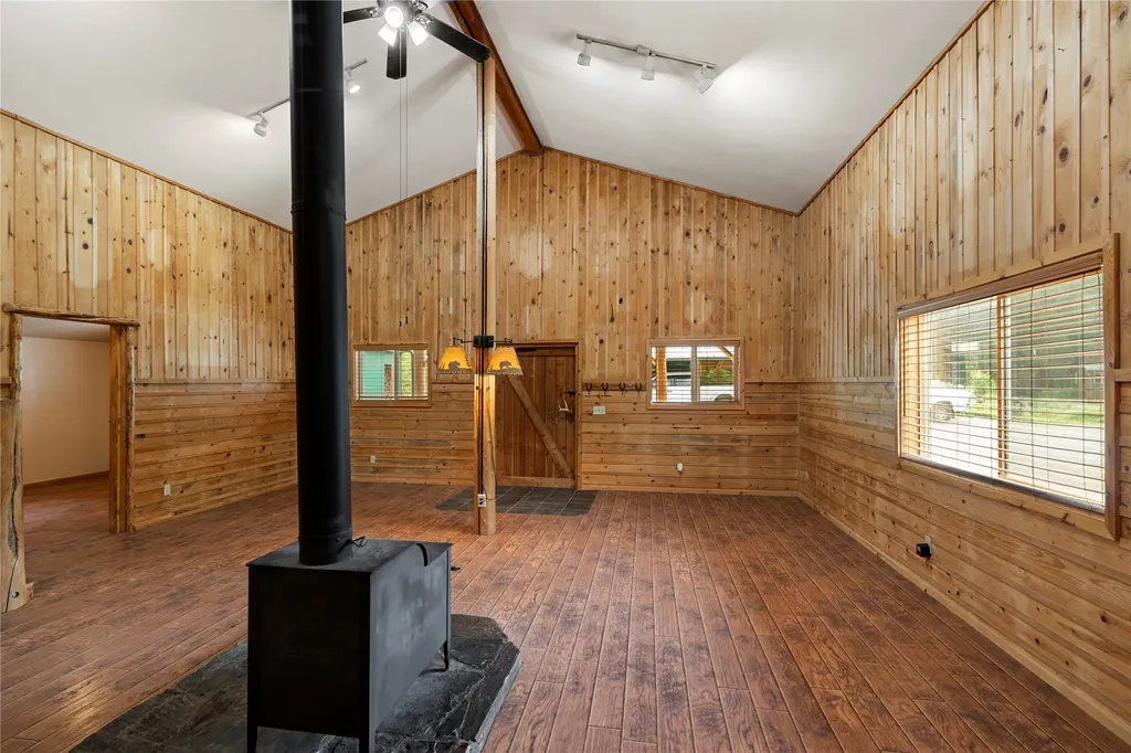 32 Whitepine Creek Road Trout Creek MT 59874