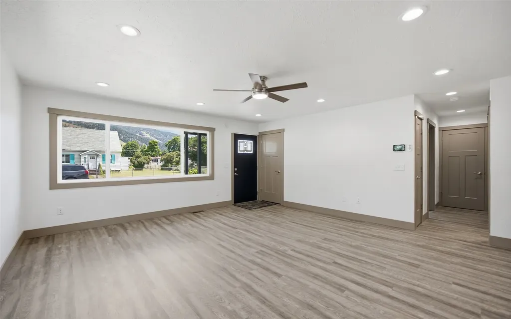 303 Spruce Street Superior MT 59872