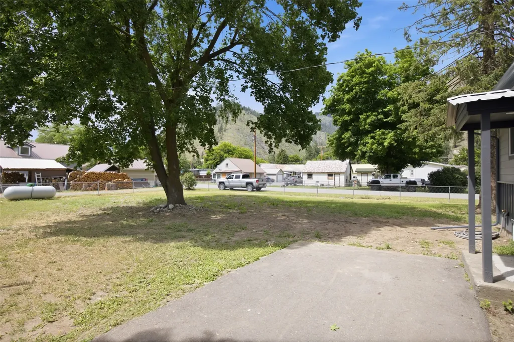 303 Spruce Street Superior MT 59872
