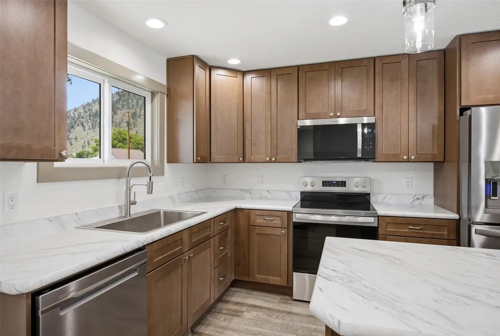 303 Spruce Street Superior MT 59872