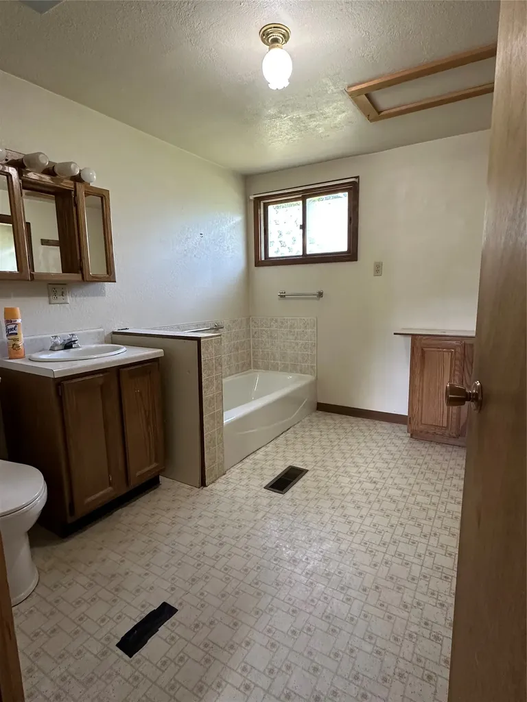 270 Doran Lane Hamilton MT 59840