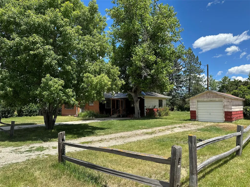 270 Doran Lane Hamilton MT 59840