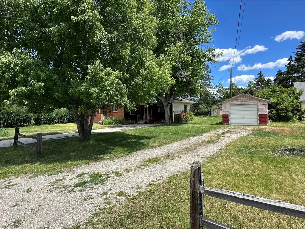 270 Doran Lane Hamilton MT 59840
