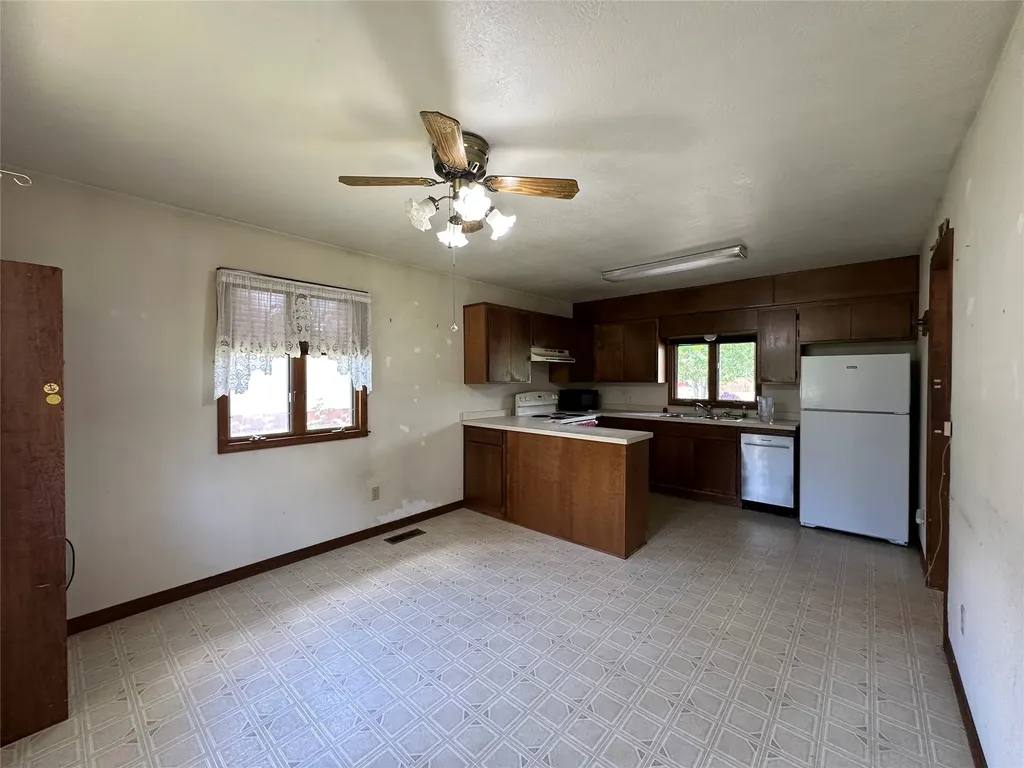 270 Doran Lane Hamilton MT 59840