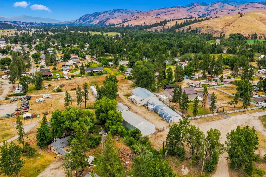 170 Warren Lane Darby MT 59829