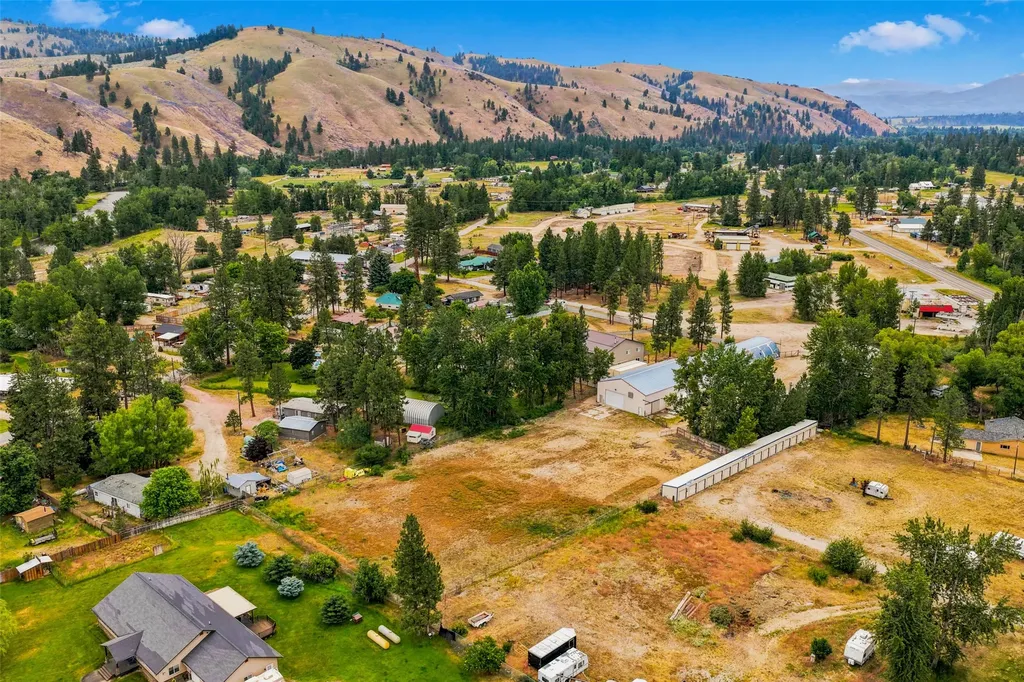 170 Warren Lane Darby MT 59829