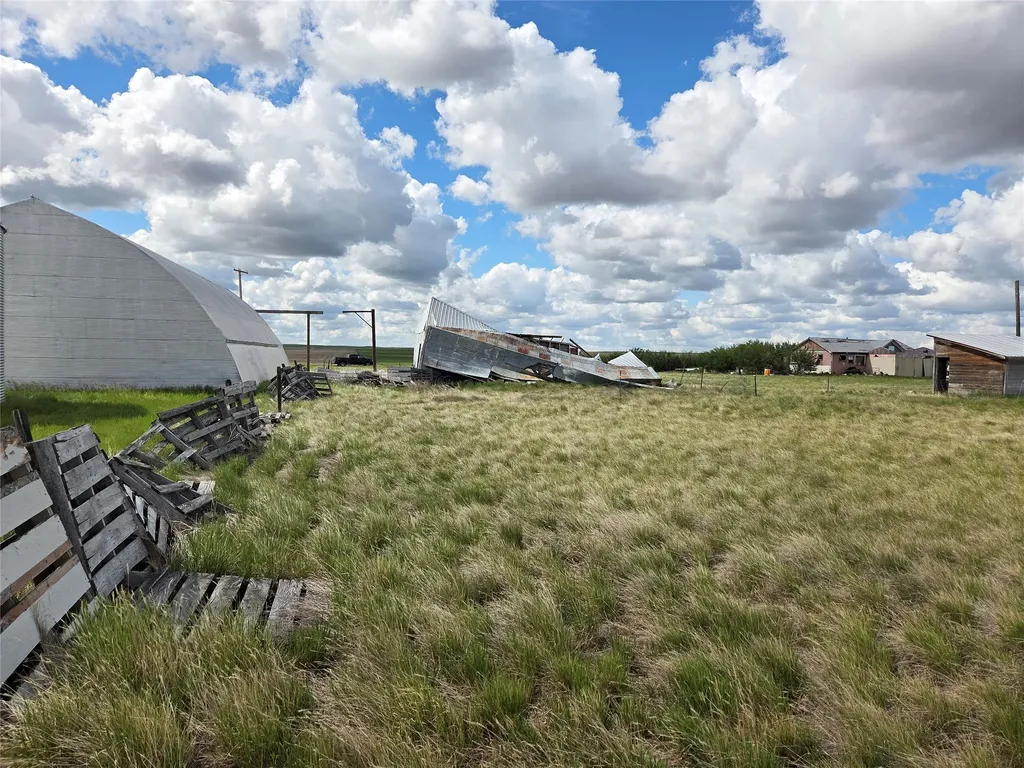 390 W Comwell Road Brady MT 59416