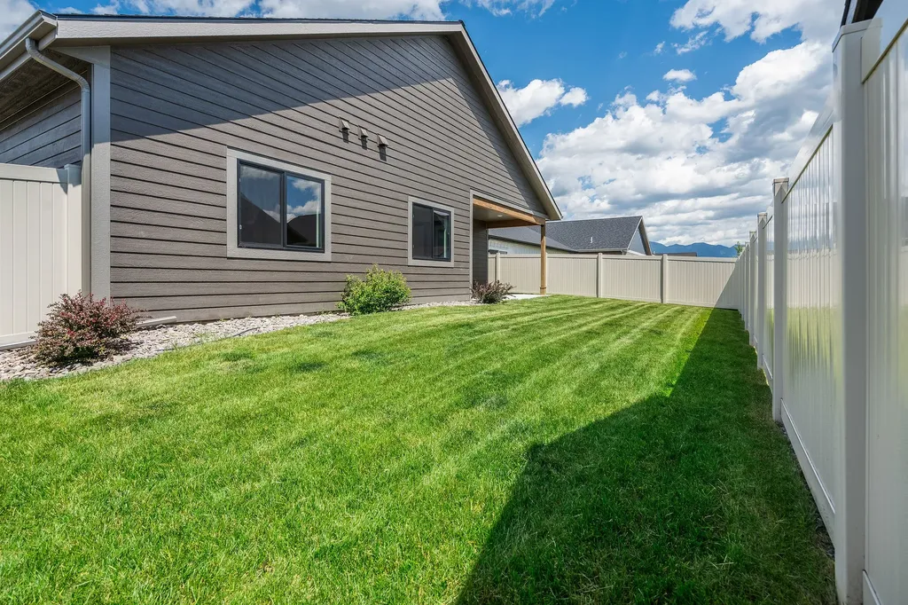 4018 Snowberry Avenue Kalispell MT 59901