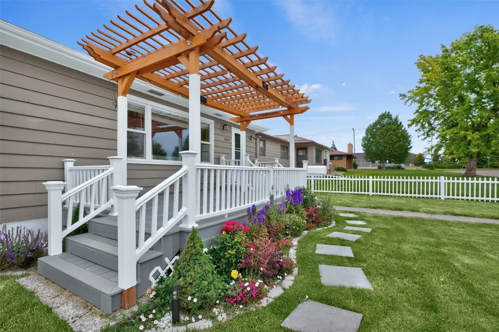 2613 9th Avenue S Great Falls MT 59405