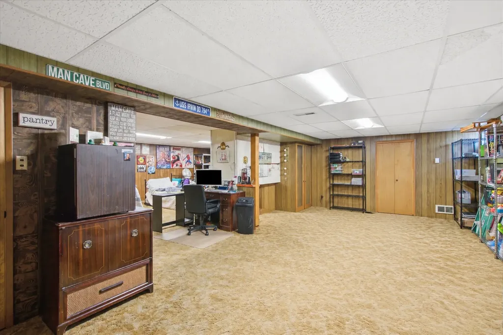 2652 Hwy 2 E Kalispell MT 59901