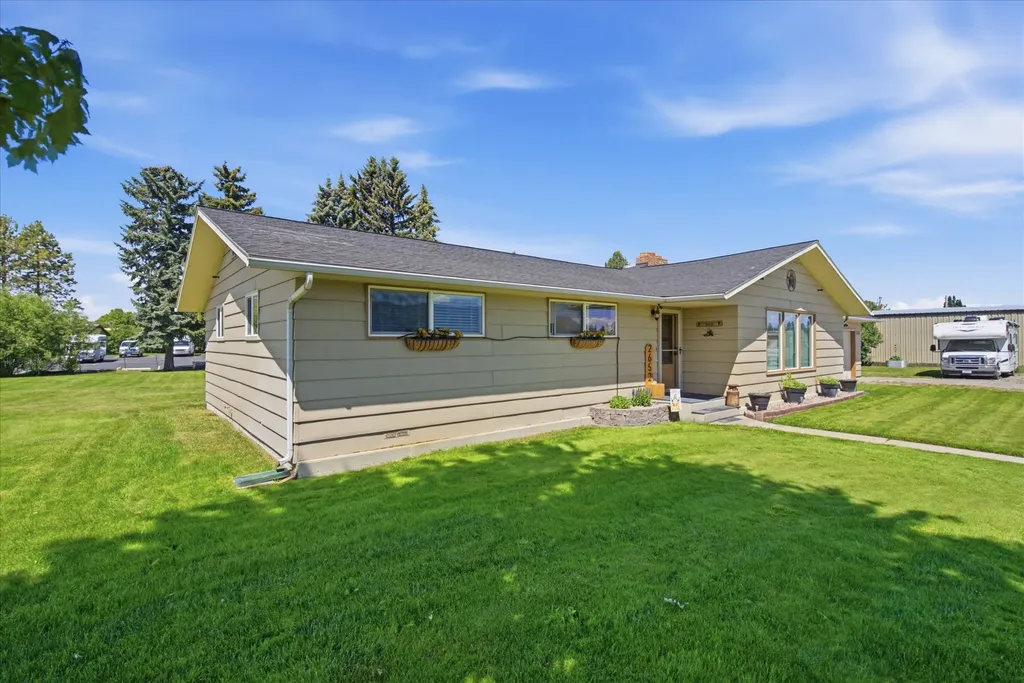 2652 Hwy 2 E Kalispell MT 59901