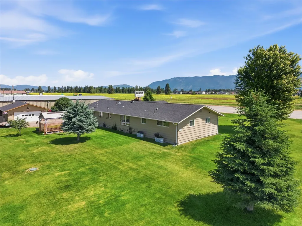2652 Hwy 2 E Kalispell MT 59901