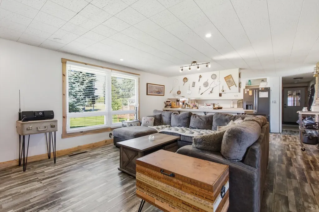 2652 Hwy 2 E Kalispell MT 59901
