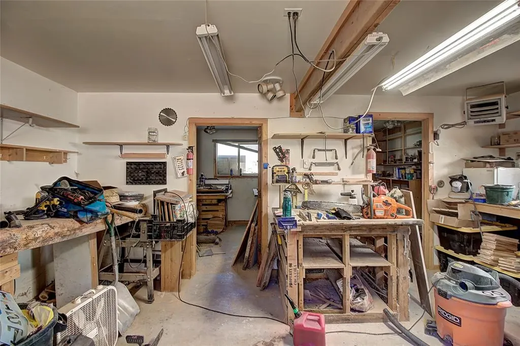 38850 C Street Ravalli MT 59863