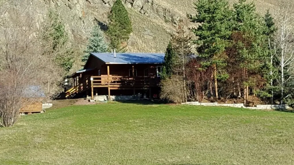 38850 C Street Ravalli MT 59863