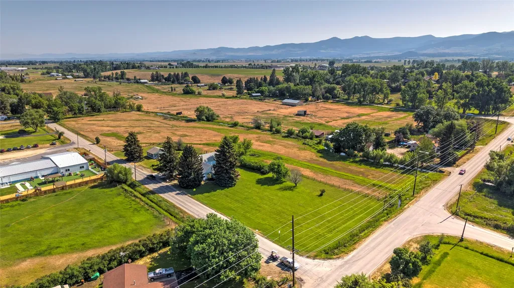 232 Kurtz Lane Hamilton MT 59840