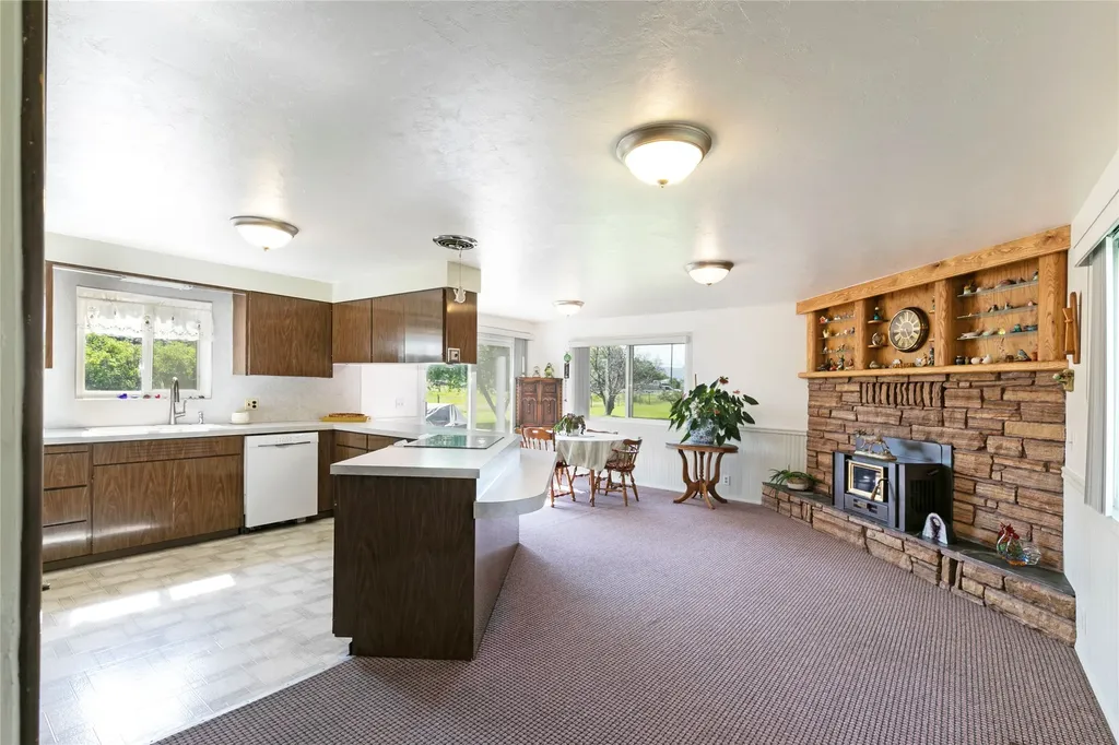 232 Kurtz Lane Hamilton MT 59840