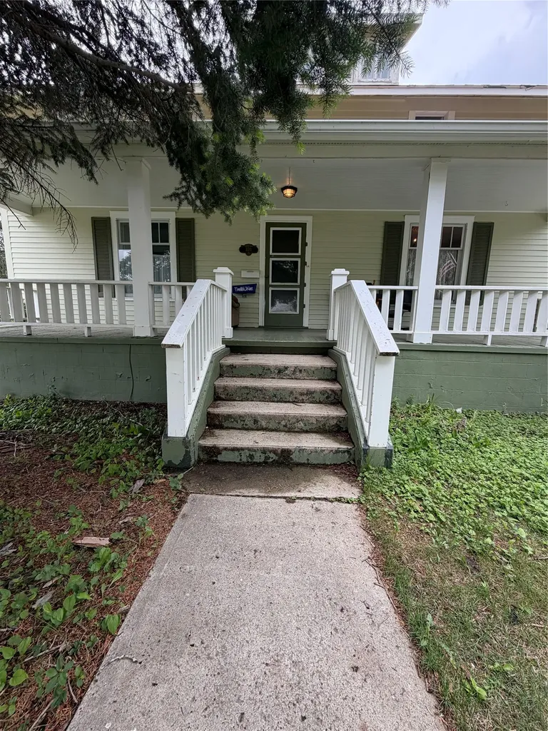 320 S Wisconsin Street Conrad MT 59425
